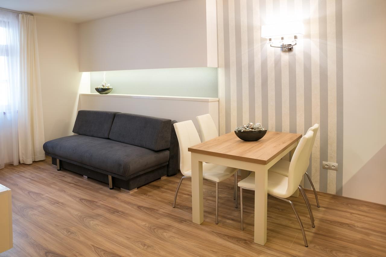 Foter Rezidencia 2 Aparthotel Győr Eksteriør bilde